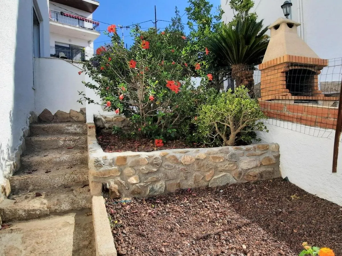 Apartamento Confortable En Sant Genis, Llanca - Cerca De Playa Y Actividades F - Es-170-44 0*,  ספרד
